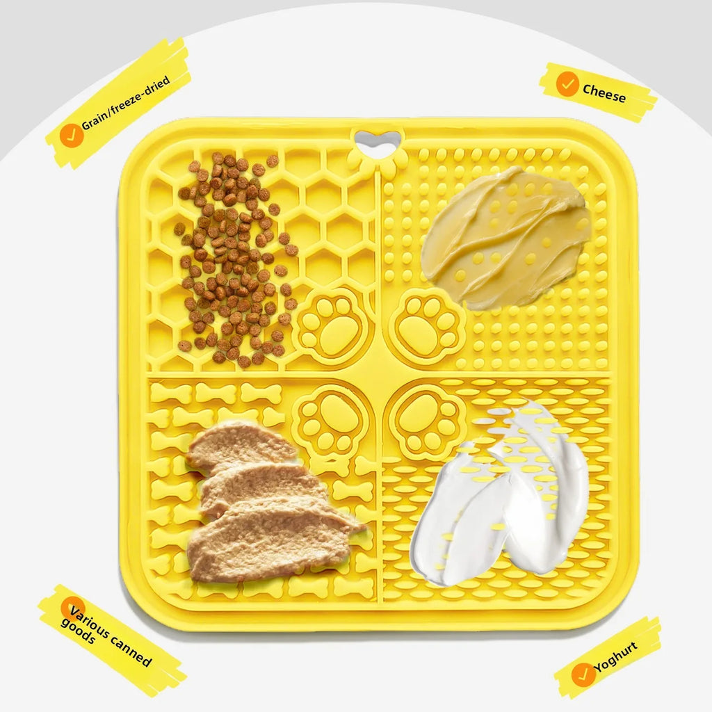 Slickmatta med tassmönster och handtag