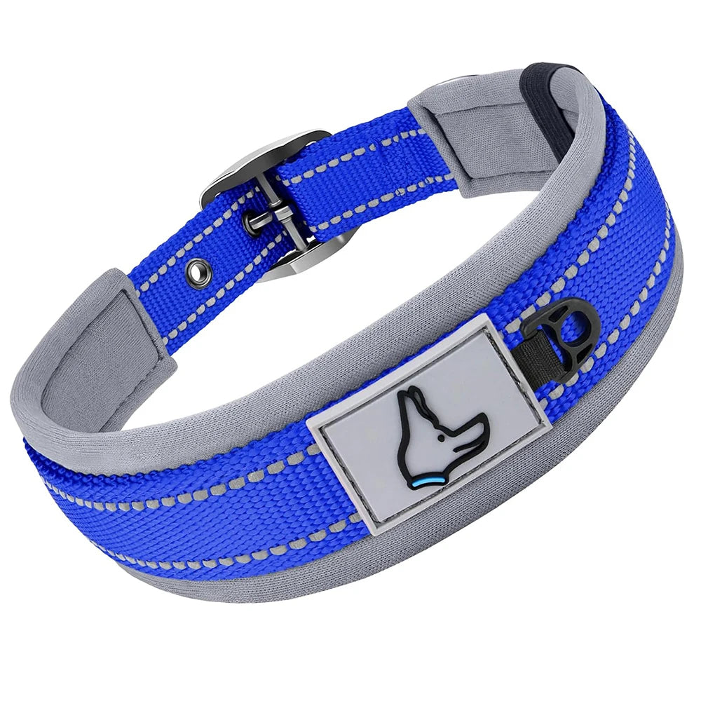 Vadderat halsband med reflexdetaljer