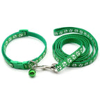 Halsband och koppel med tassmotiv