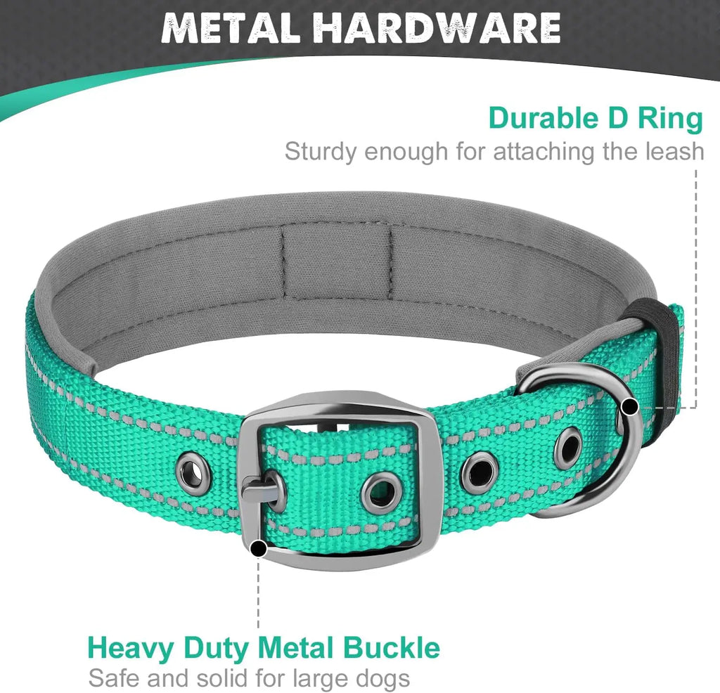 Vadderat halsband med reflexdetaljer