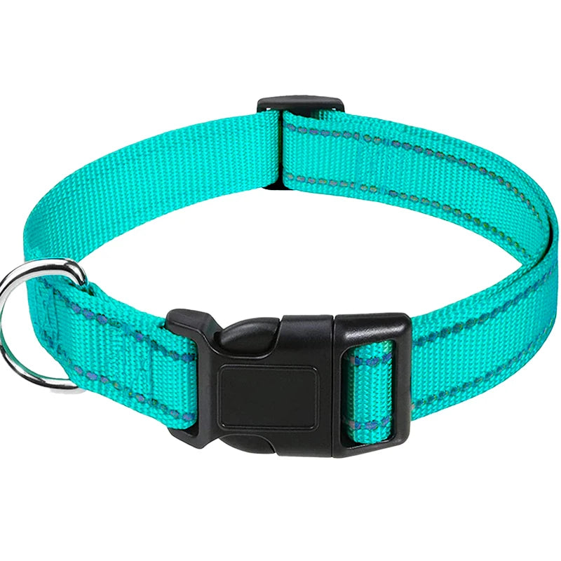 Justerbart halsband med reflexsömmar